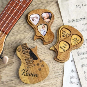 Personalized Wooden Guitar Picks with Case, Custom Photo/Engraving Guitar Pick with Custom Name Holder, Birthday/Graduation Gift for Family/Musician