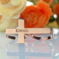 Personalized Two finger Cross Ring with Name Rose Gold