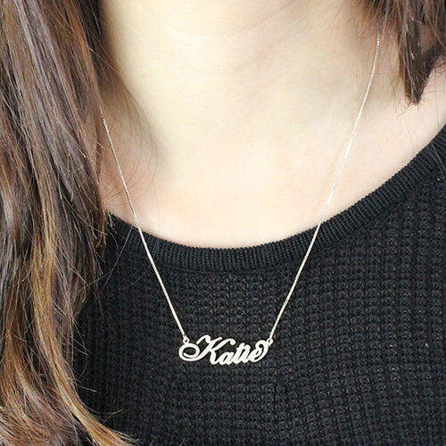 carrie style necklace