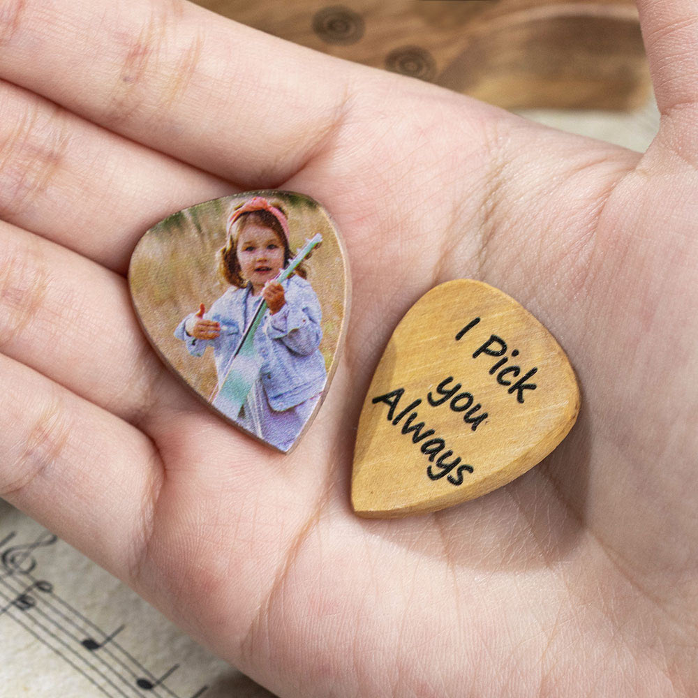 Personalized Wooden Guitar Picks with Case, Custom Photo/Engraving Guitar Pick with Custom Name Holder, Birthday/Graduation Gift for Family/Musician