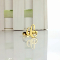 carrie name ring