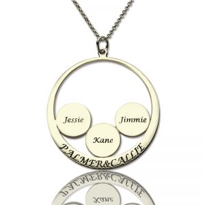 Personalized Family Name Pendant For Mom Silver