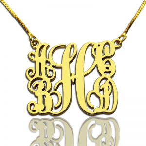 Gold Family Monogram Necklace With 5 Initials
